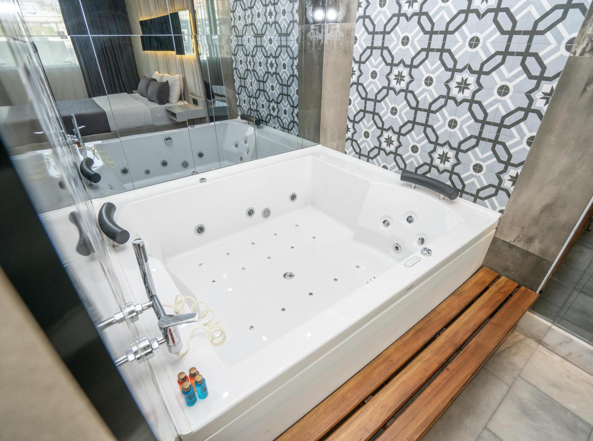 216 Station Suite Gebze Exterior foto